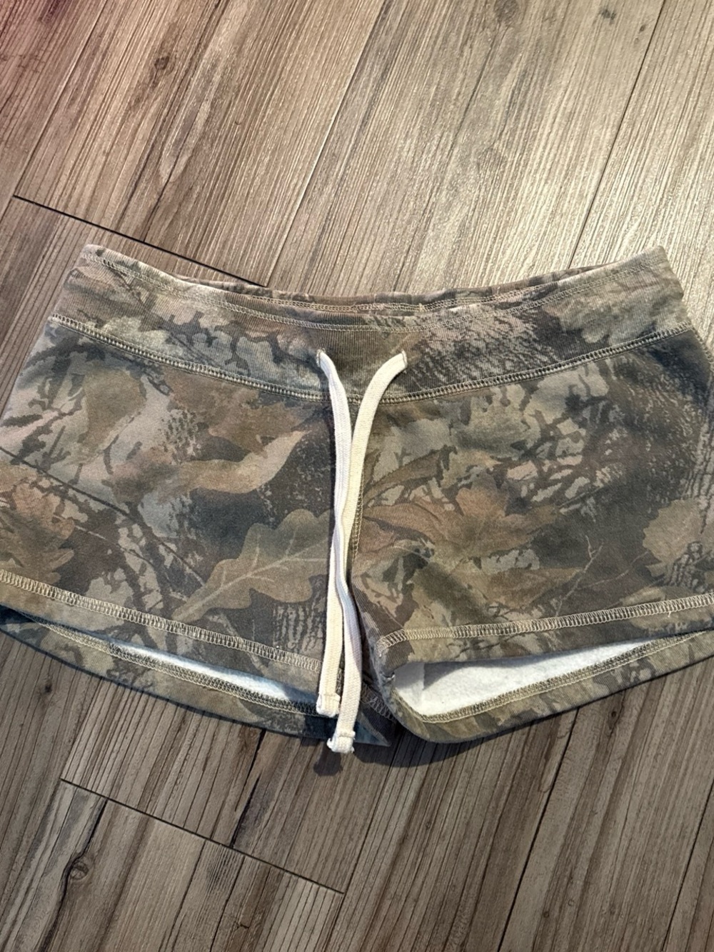 Brandy Melville Green Camo Drawstring Athletic Shorts